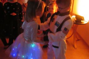 Zwillingstanz in der Galaxie