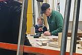 Kind mit Opa